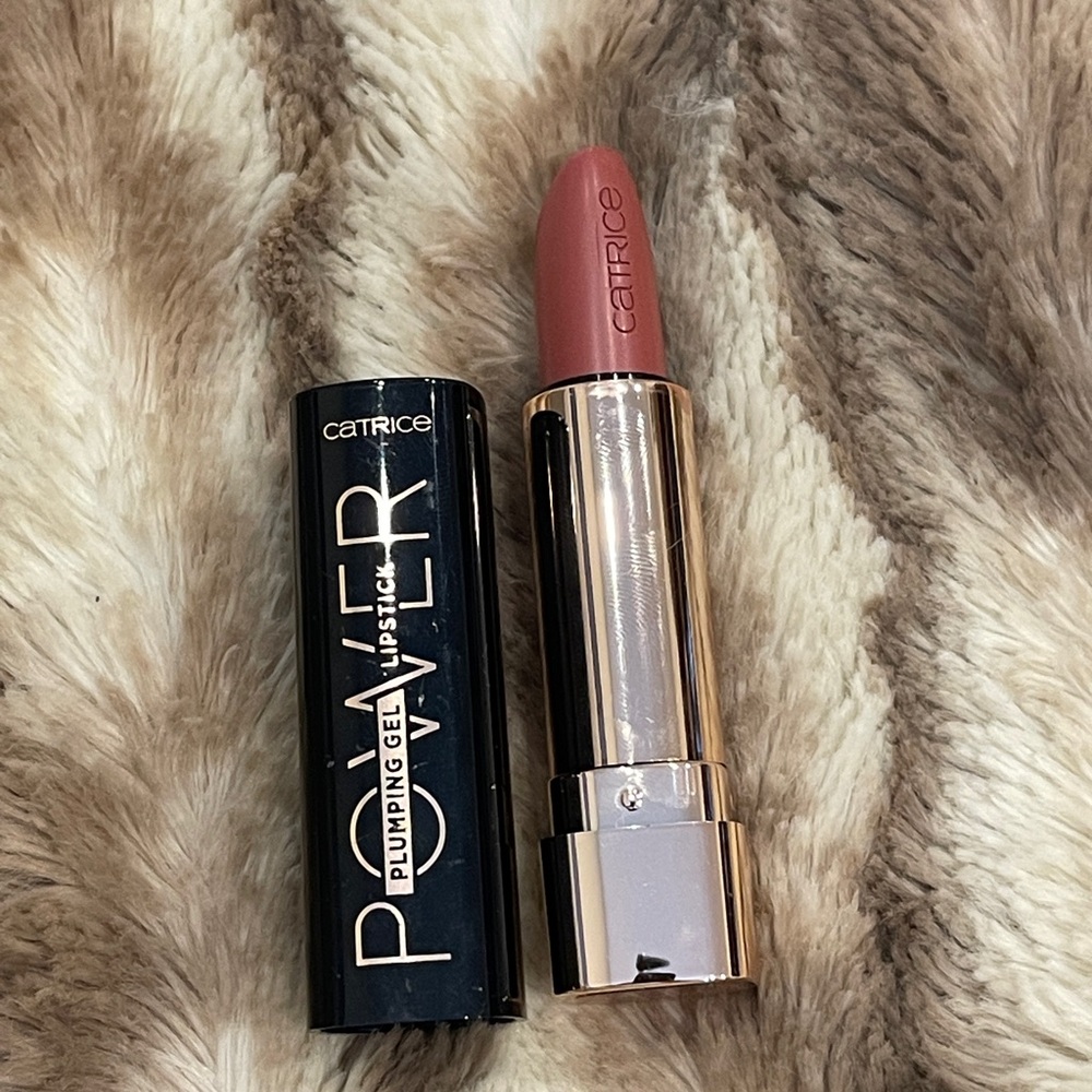Catrice Power Plumping Gel Lipstick in 030 Speak Up!